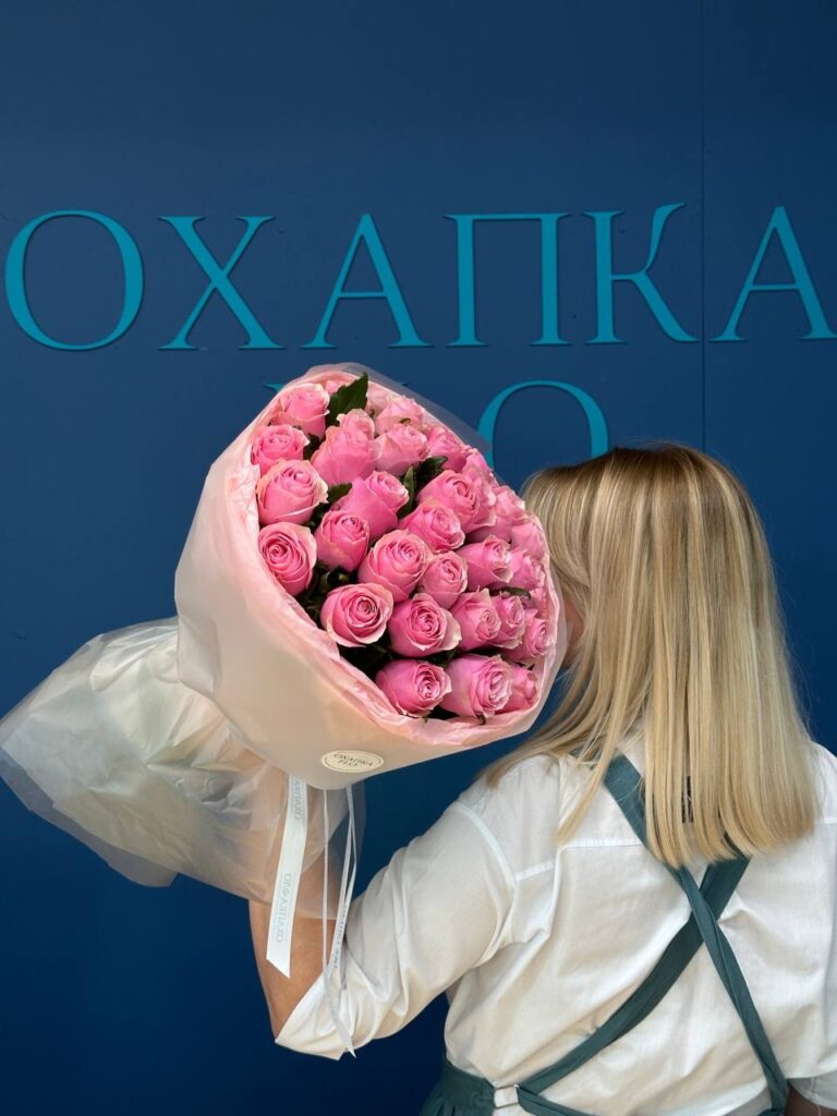 Букет роз, розовых, 25 шт