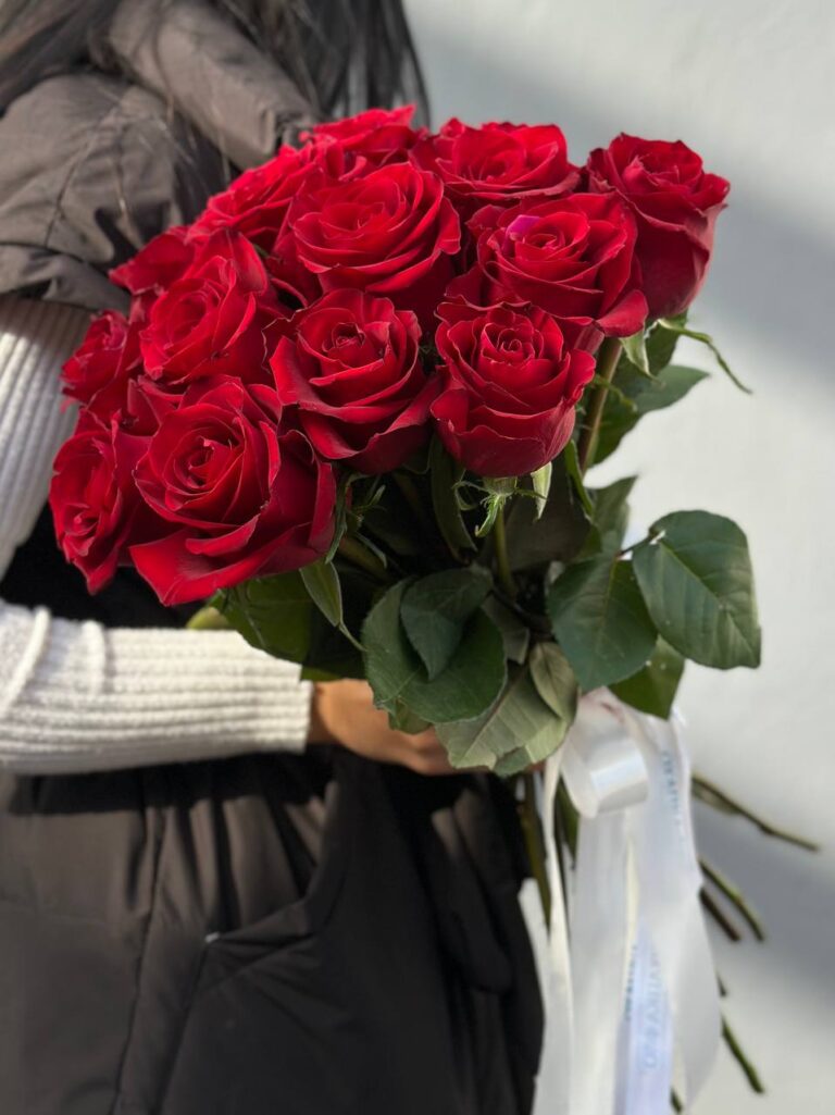 Букет красных роз