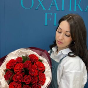 Букет роз красных 15 штук