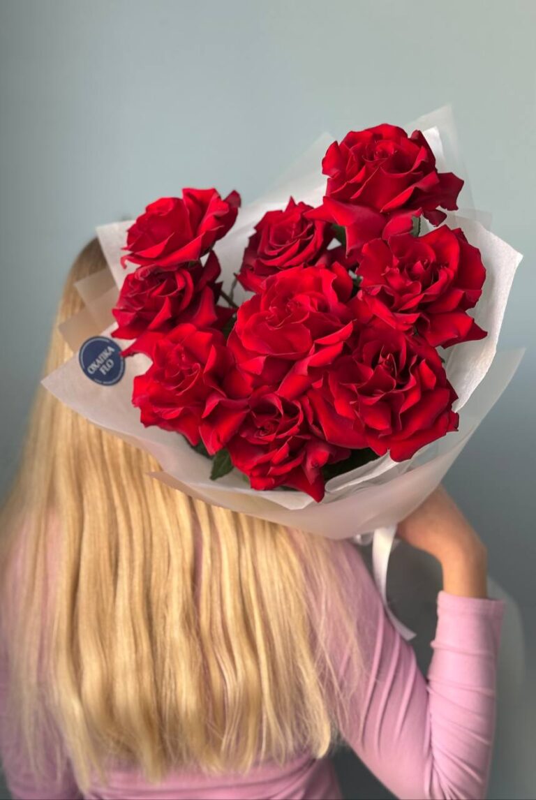 Букет 9 красных "Французских" роз