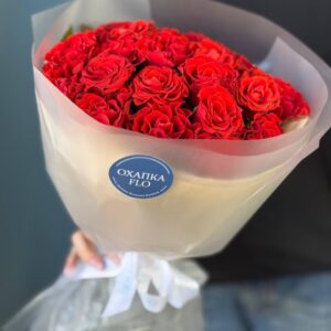 Букет красных роз 25 штук 40 См.