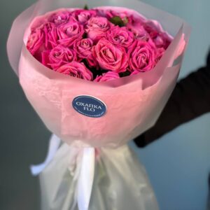Букет розовых роз 25 штук длина 40 См.