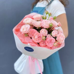 Розы нежно-розовые кустовые букет