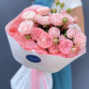 Розы нежно-розовые кустовые букет