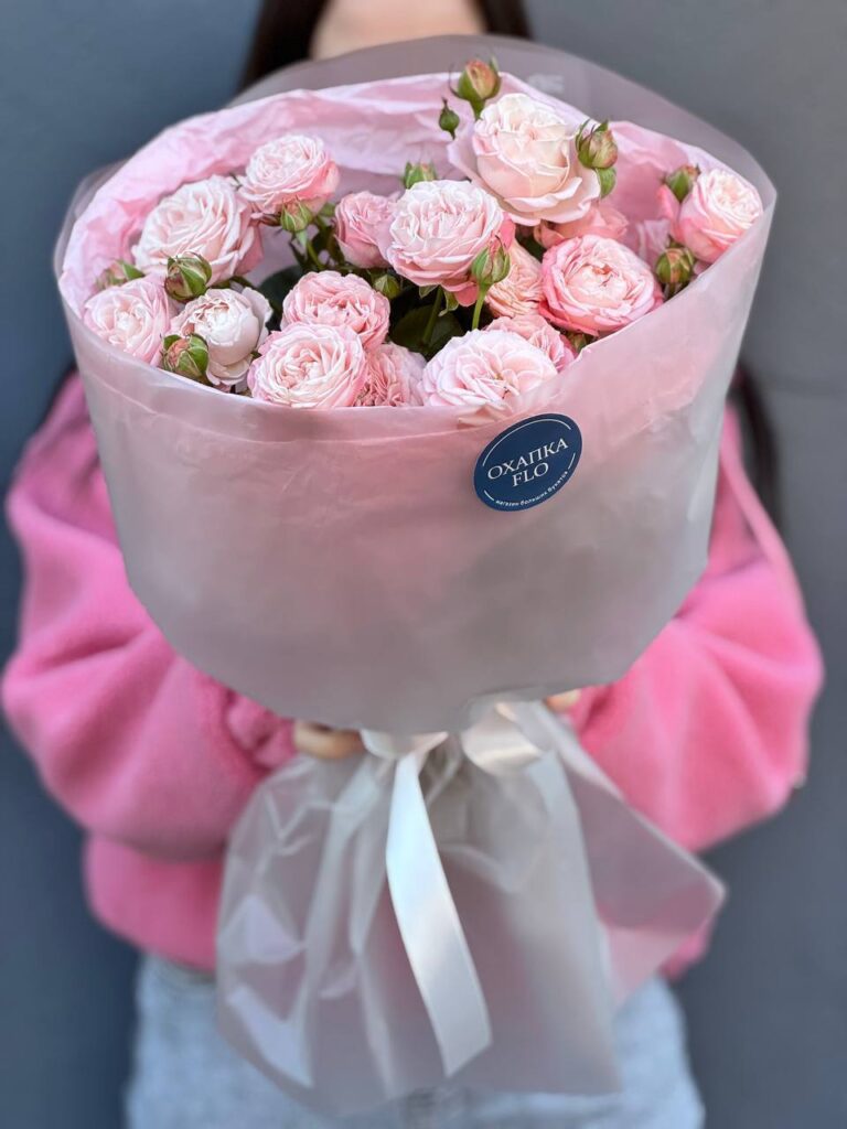 Розы нежно-розовые кустовые букет