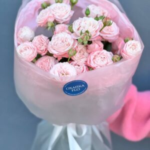 Розы нежно-розовые кустовые букет