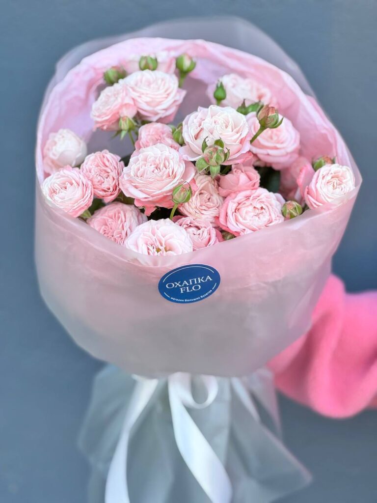 Розы нежно-розовые кустовые букет