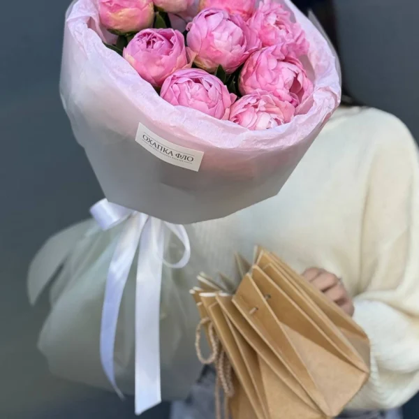 Пионы розовые 9 штук Диннер Плате