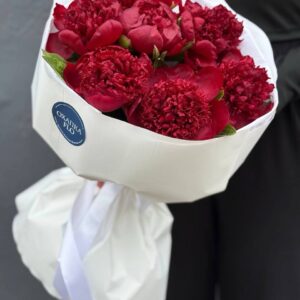 Букет пинов "Ред шарм" 15 штук