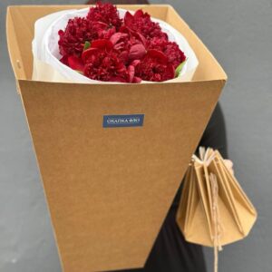 Букет пинов "Ред шарм" 7 штук