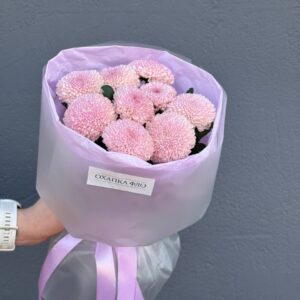 Букет из 9 розовых хризантем