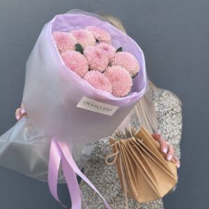 Букет из 9 розовых хризантем