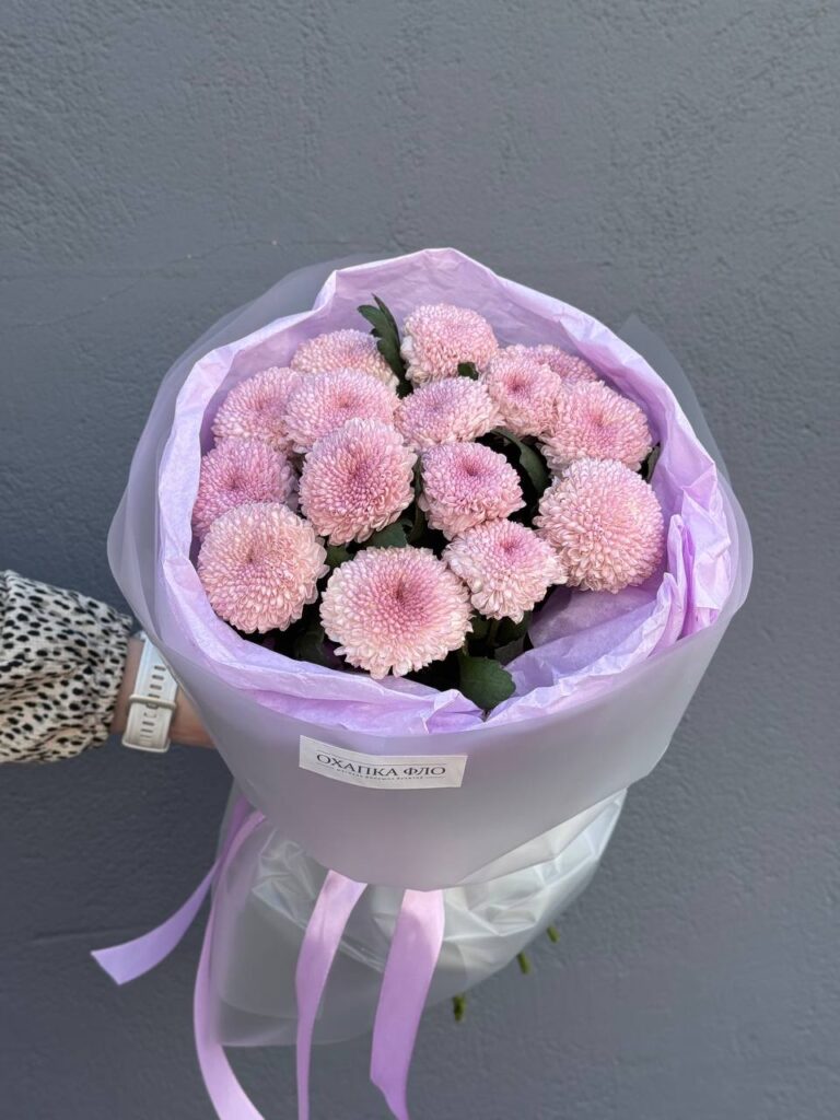 Букет из 15 розовых хризантем