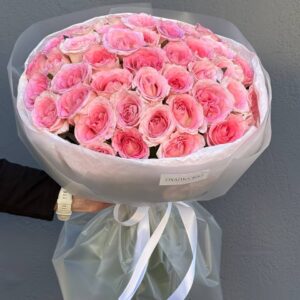Букет розовых роз