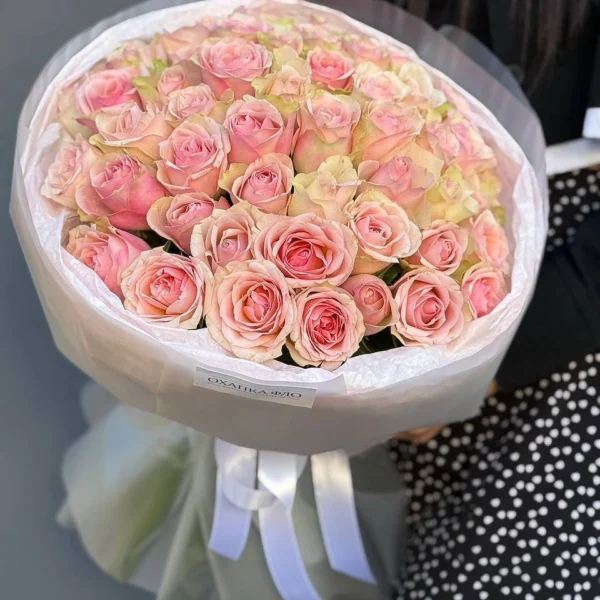 Букет из 51 розовых роз