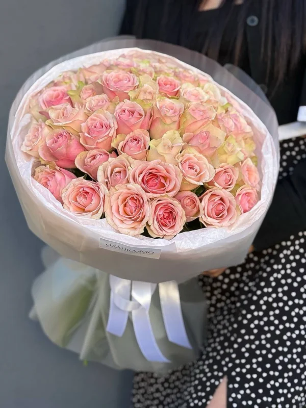 Букет из 51 розовых роз