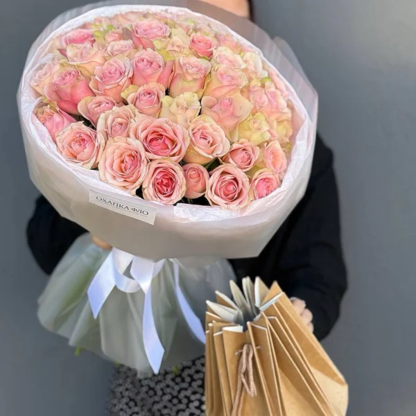 Букет из 51 розовых роз
