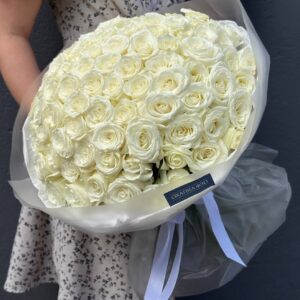 Букет из 101 белой розы