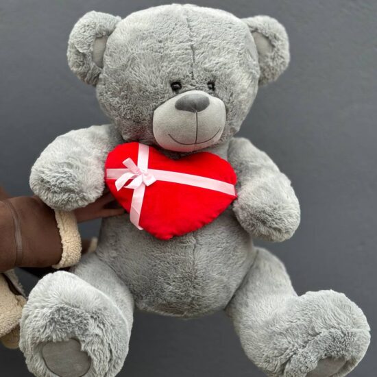 Мишка плюшевый серый с сердечком, 95 см