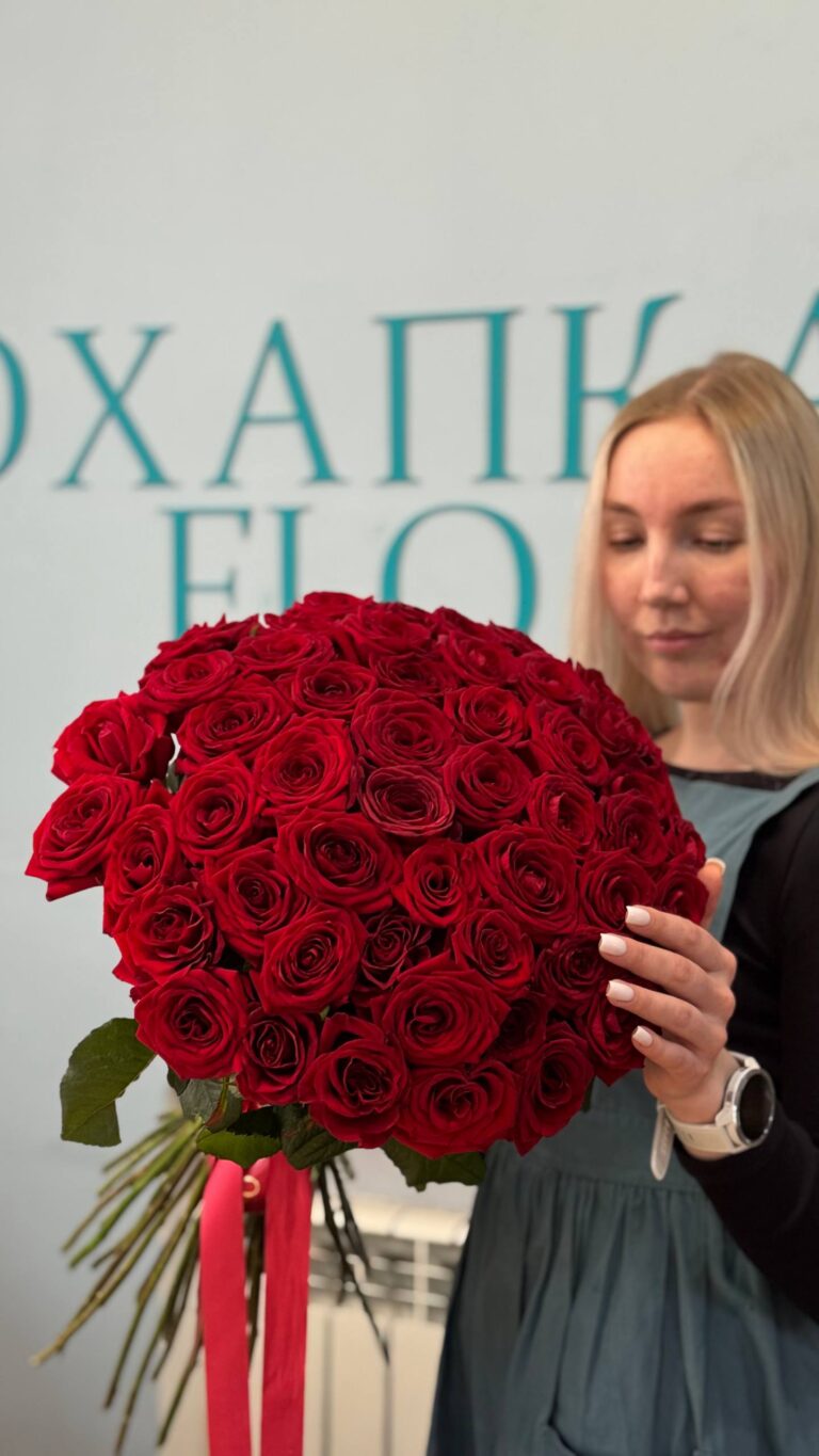 Букет красных роз