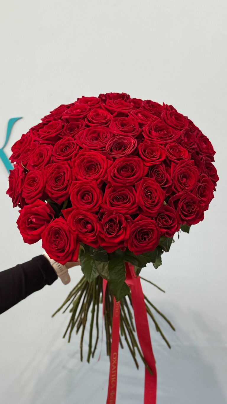 Букет красных роз