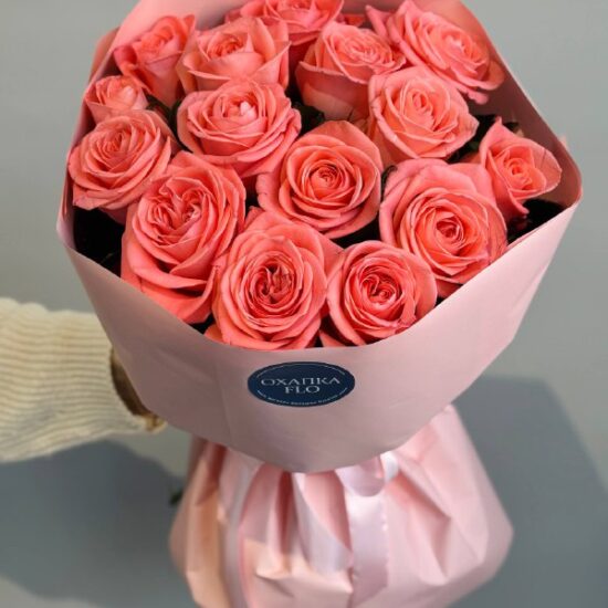 Букет коралловых роз, 15 шт. 50 см.