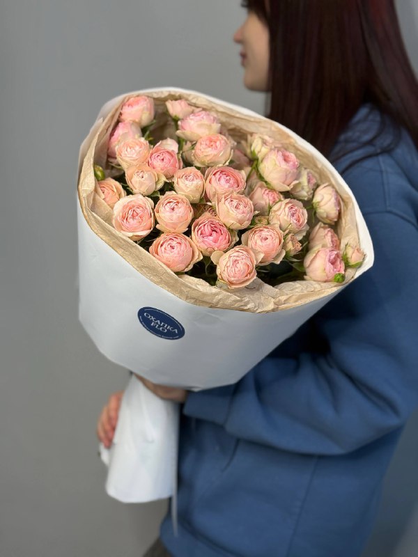 Букет кустовых роз пионовидных нежно-розовых 7 штук №4.