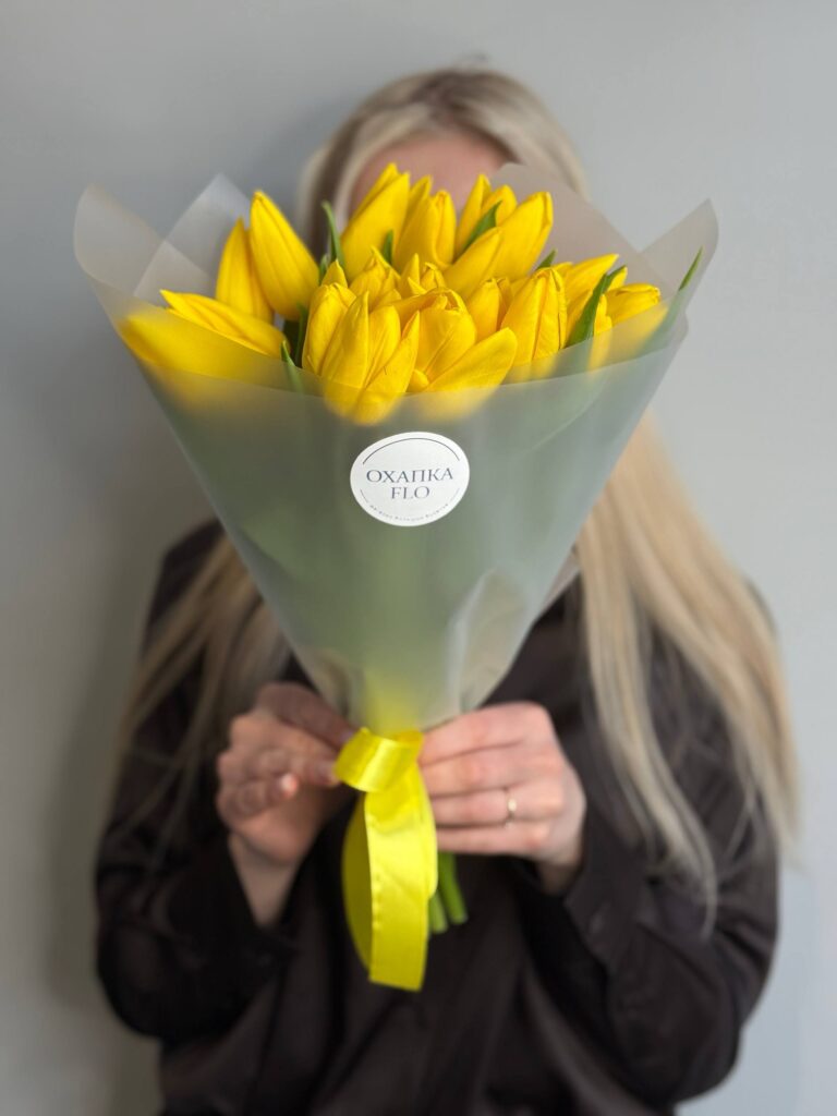 Букет тюльпанов желтых, 19 шт