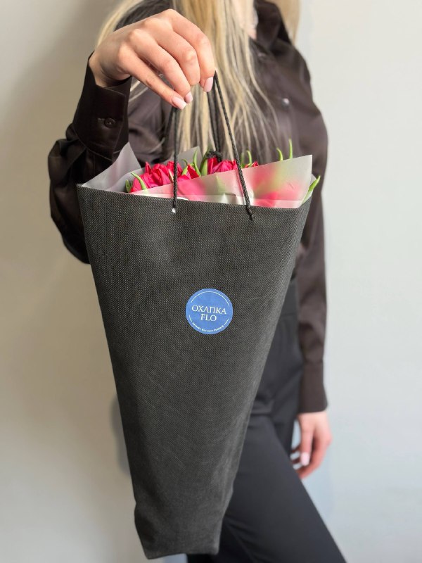 Букет тюльпанов малиновых пионовидных, 9шт