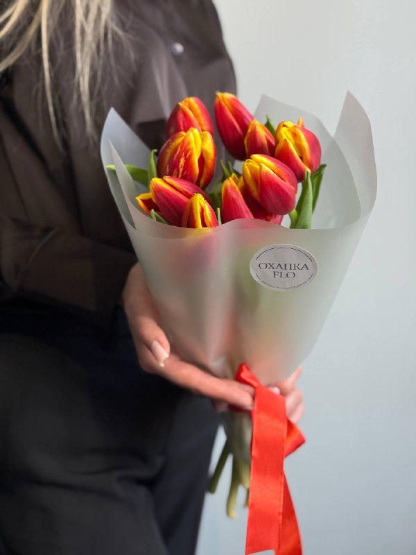 Букет тюльпанов красно-желтых, 9шт