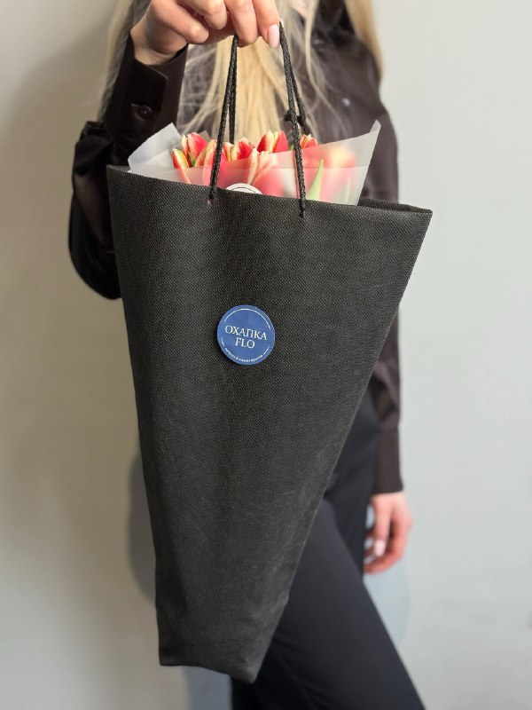 Букет тюльпанов красно-белых, 9шт