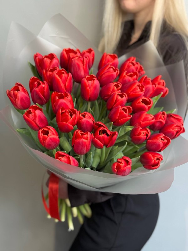 Букет тюльпанов красных, 39шт