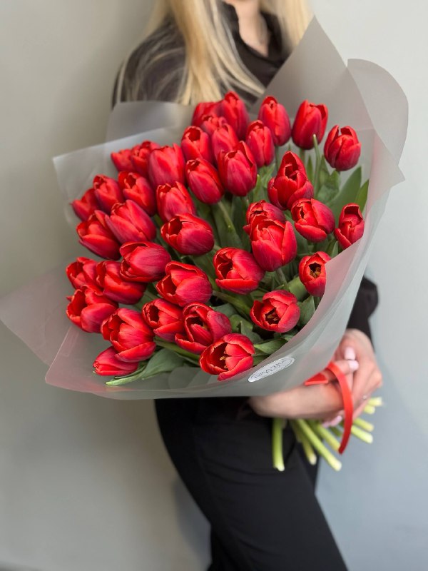 Букет тюльпанов красных, 39шт